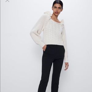 NWT ZARA Skinny Jacquard Trousers. Mid Waist